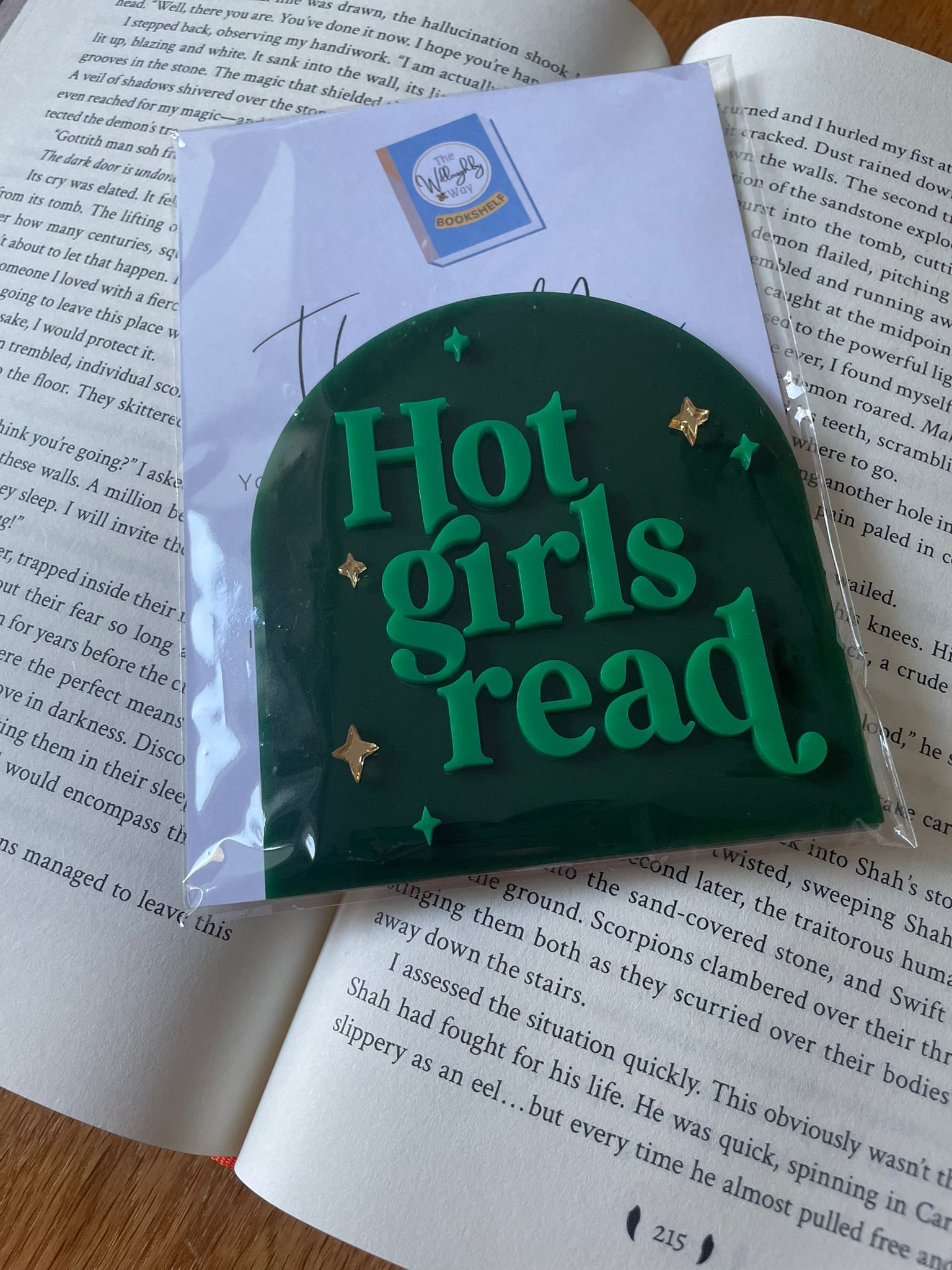 Hot Girls Read Arch - Green